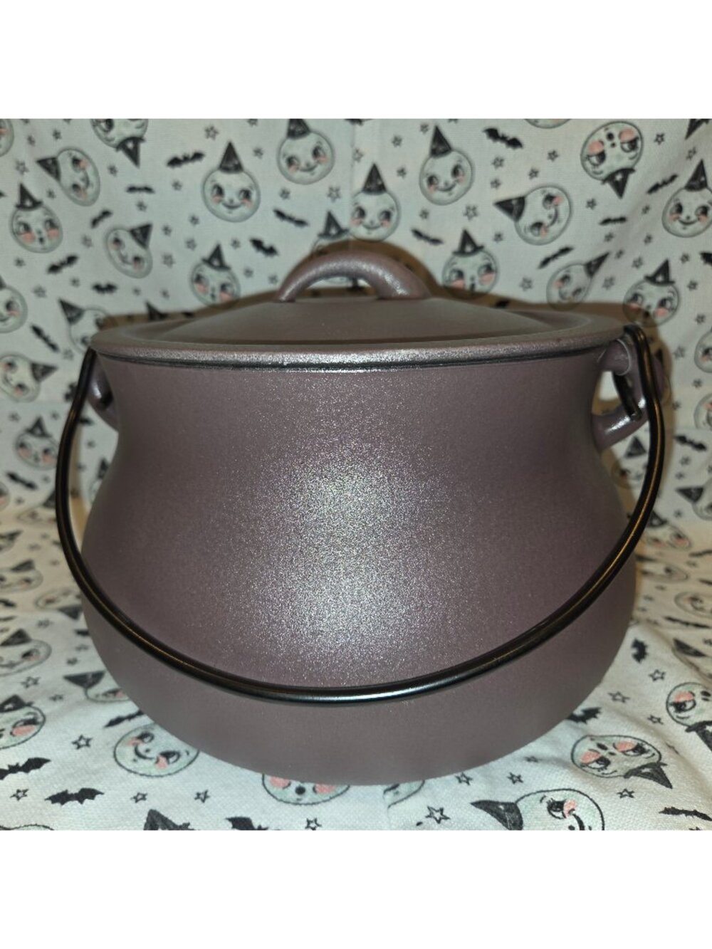 Smith and Clark Plum Cauldron 4QT - brand new with tags!